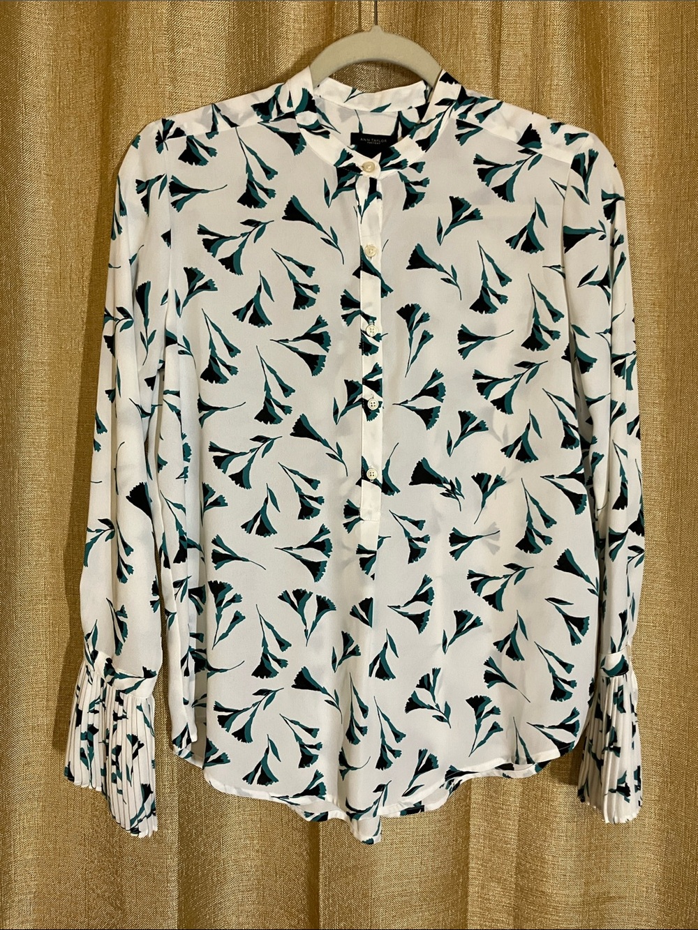 Ann Taylor Factory White Button-Down Shirt with Teal and Black Floral Print